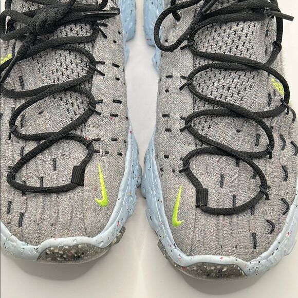 Nike Space Hippie 04 Grey Volt Sneakers - Picture 4 of 8